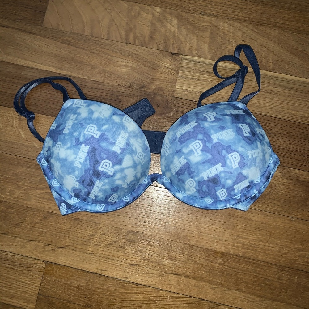 PINK Wear Everywhere Super Push-up Bra